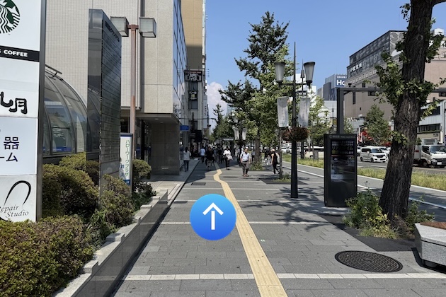 そのまま御堂筋を直進します